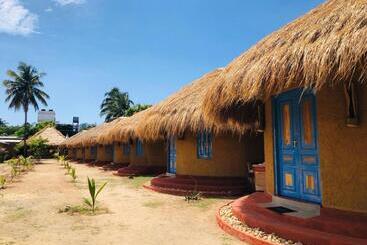 هتل Rustic Cabanas & Restaurant