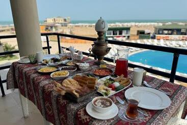 هتل Khazar Golden Beach Sham Baku
