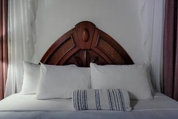 هتل Sky Beach