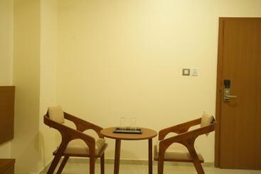 هتل The Canyon Inn