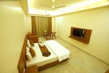 هتل The Canyon Inn