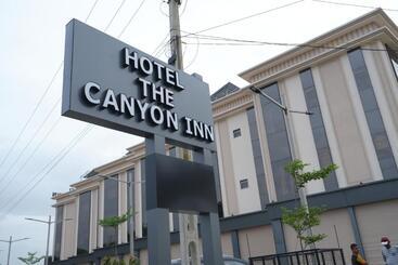 هتل The Canyon Inn