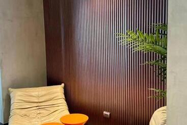 هتل The Edge Central Pattaya เอดจ์ เซ็นทรัล พัทยากลาง