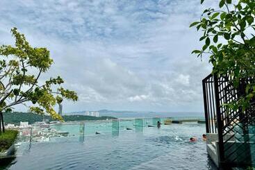 هتل The Edge Central Pattaya เอดจ์ เซ็นทรัล พัทยากลาง