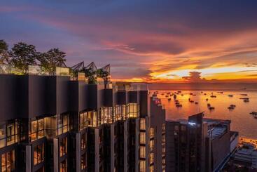 هتل The Edge Central Pattaya เอดจ์ เซ็นทรัล พัทยากลาง