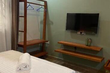 ホテル Tulivu Ranch Cottages