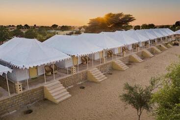 هتل Yatra Desert Camp