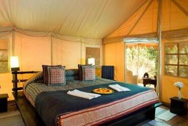 هتل Yatra Desert Camp
