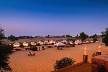هتل Yatra Desert Camp
