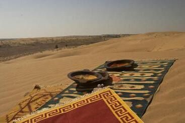 هتل Yatra Desert Camp