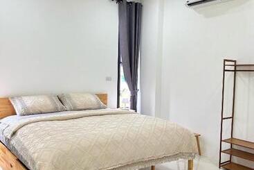 پانسیون Jk Studio, Koh Yao Noi