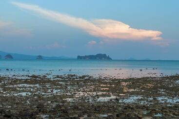 پانسیون Jk Studio, Koh Yao Noi