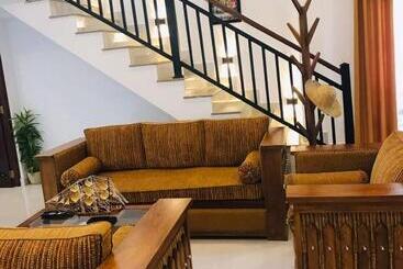 پانسیون Sri White Villa Airport Boutique