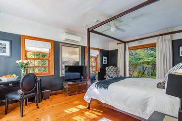 تختخواب و صبحانه Franschhoek Manor Luxury Boutique Guesthouse