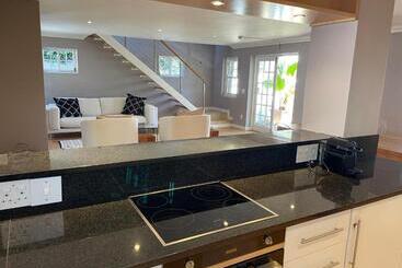 تختخواب و صبحانه Franschhoek Manor Luxury Boutique Guesthouse