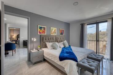 Cabo Cove 408