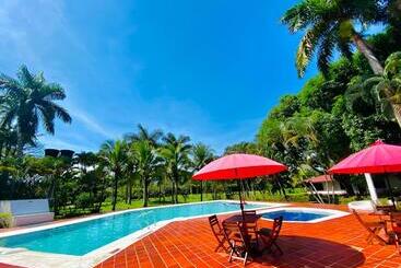 هتل Finca Campestre La Carolina