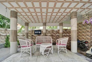 هتل Oyo Nineteen Degree