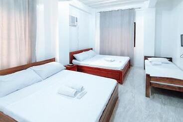 هتل Reddoorz At Elton Guesthouse