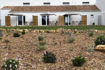 هتل Villa Lobos A Sua Casa No Campo