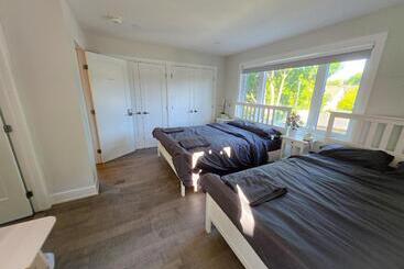 پانسیون Byward Market Luxury Guesthouse