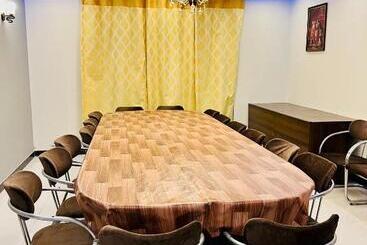 پانسیون Alpine Family Lodges