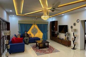 پانسیون Alpine Family Lodges
