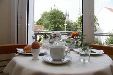 Pension Am Dom