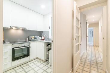 هاستل Amat Private Rooms Near Plaza Universitat