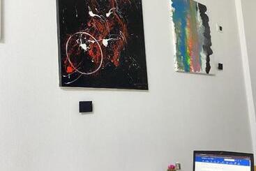 هاستل Maison D Artiste
