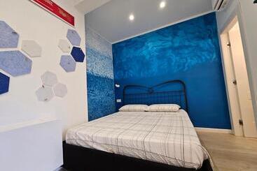 تختخواب و صبحانه Casita Azul