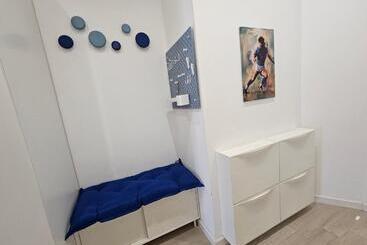 تختخواب و صبحانه Casita Azul