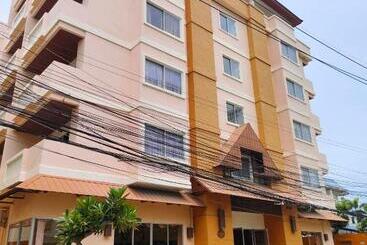 هتل Angel Park Residence