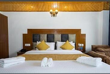 هتل Jogini Height S   Chandra A S Hospitality