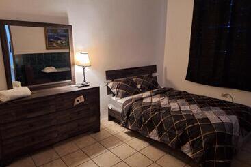 Humacao Guest House 2