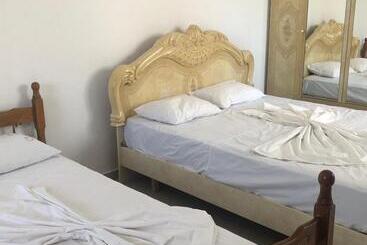 پانسیون Guest House A&n