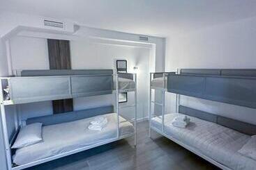 Zur Boutique Hostel