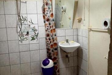 هاستل Habitaciones Para Estudiantes