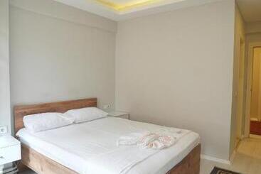 Amazon Suit Otel