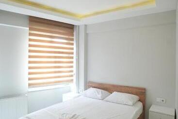 Amazon Suit Otel