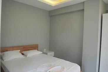 Amazon Suit Otel