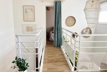 تختخواب و صبحانه Chambre D Hôtes Au Calme Gémenos