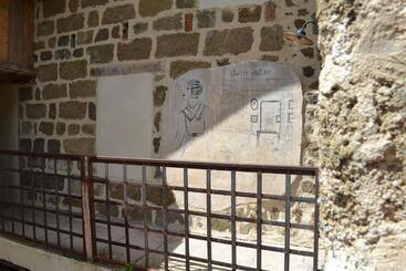 هتل Le 19   Suite Lafayette 70m2   Centre Historique   Clim