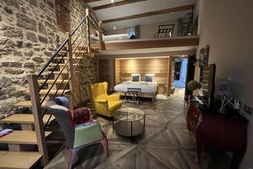 هتل Le 19   Suite Lafayette 70m2   Centre Historique   Clim