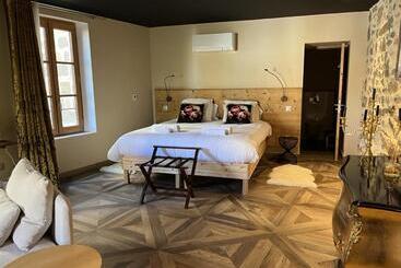 هتل Le 19 Chambre Chapelle 43m2   Centre Historique   Clim