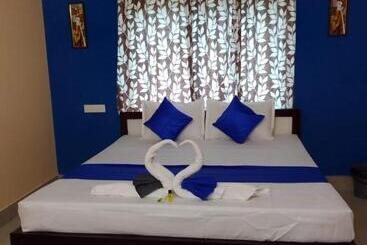 هتل Secret Heaven The Luxury Stay Near Jaydev Vatika & Khandagiri Best Seller
