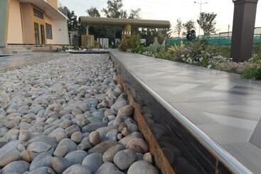 هتل Sierra Caves Resort Ltd