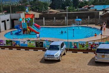 هتل Sierra Caves Resort Ltd