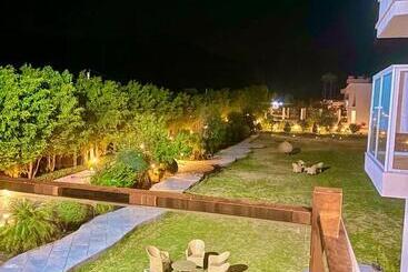 هتل Corbett The Regnum Resort
