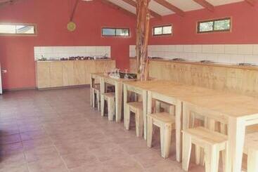 پانسیون Hostal Vaihonu